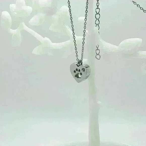 Heart Paw Print Pendant Necklace in Silver - Picture 5 of 6